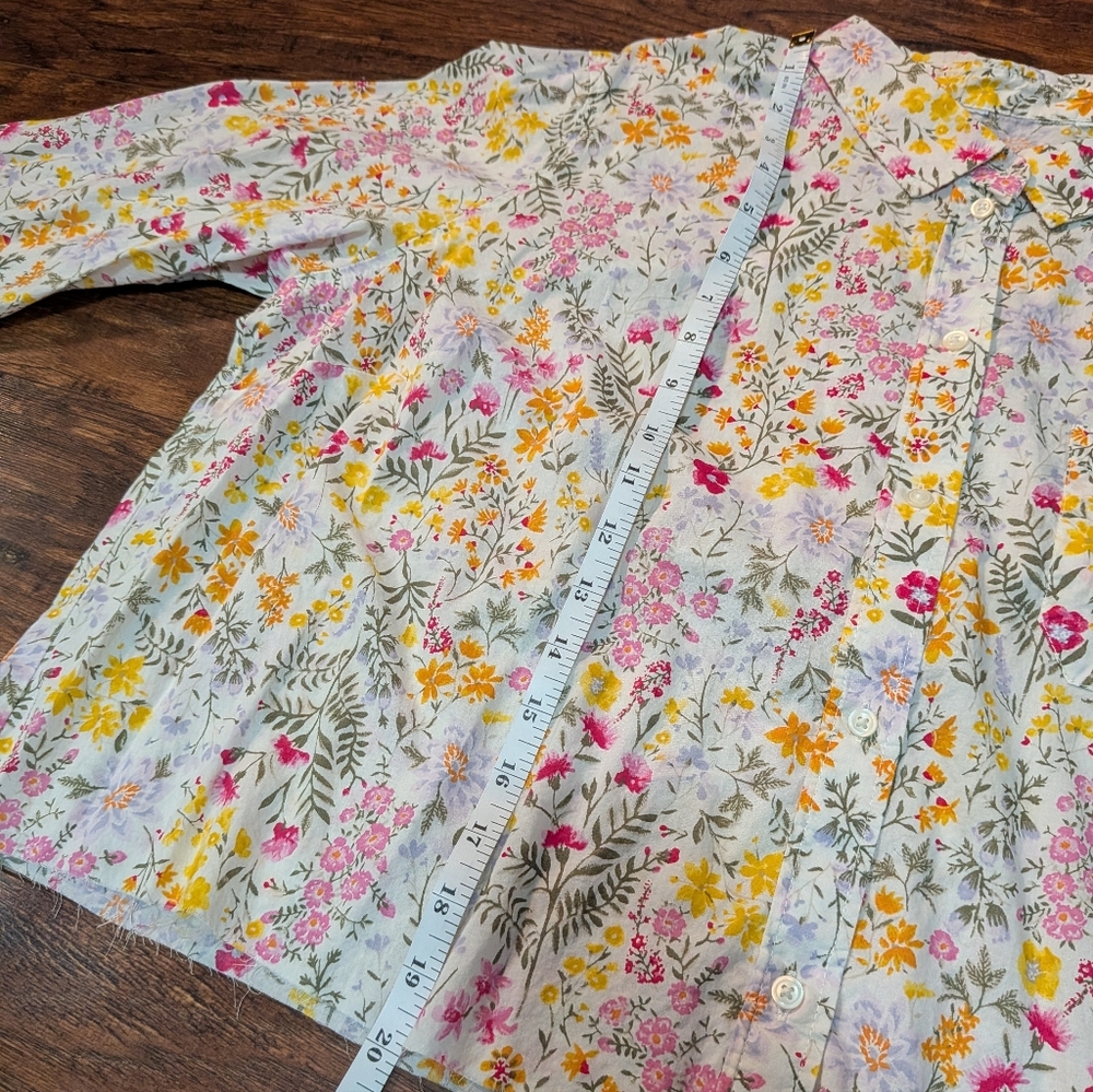 Old Navy Women's Floral Cropped Button-Down Shirt (XXL) - Picture 7 of 12